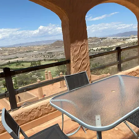 Daire Apto Terraza De Golf
